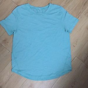 Lululemon Distance tee size 4-6